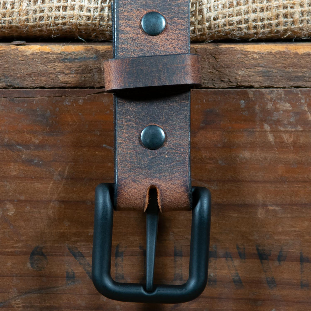 Rockford Belt zoomed into  buckle and screws