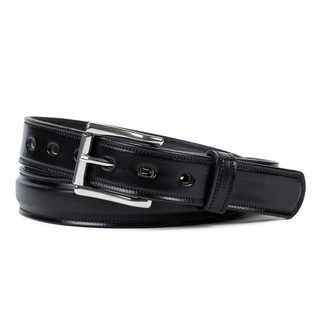 Hanks Belts&#39; Esquire Premium Dress Belt - 1.25&quot;, made from English Bridle leather, features a shiny silver buckle and multiple adjustment holes for a timeless elegant look in black.